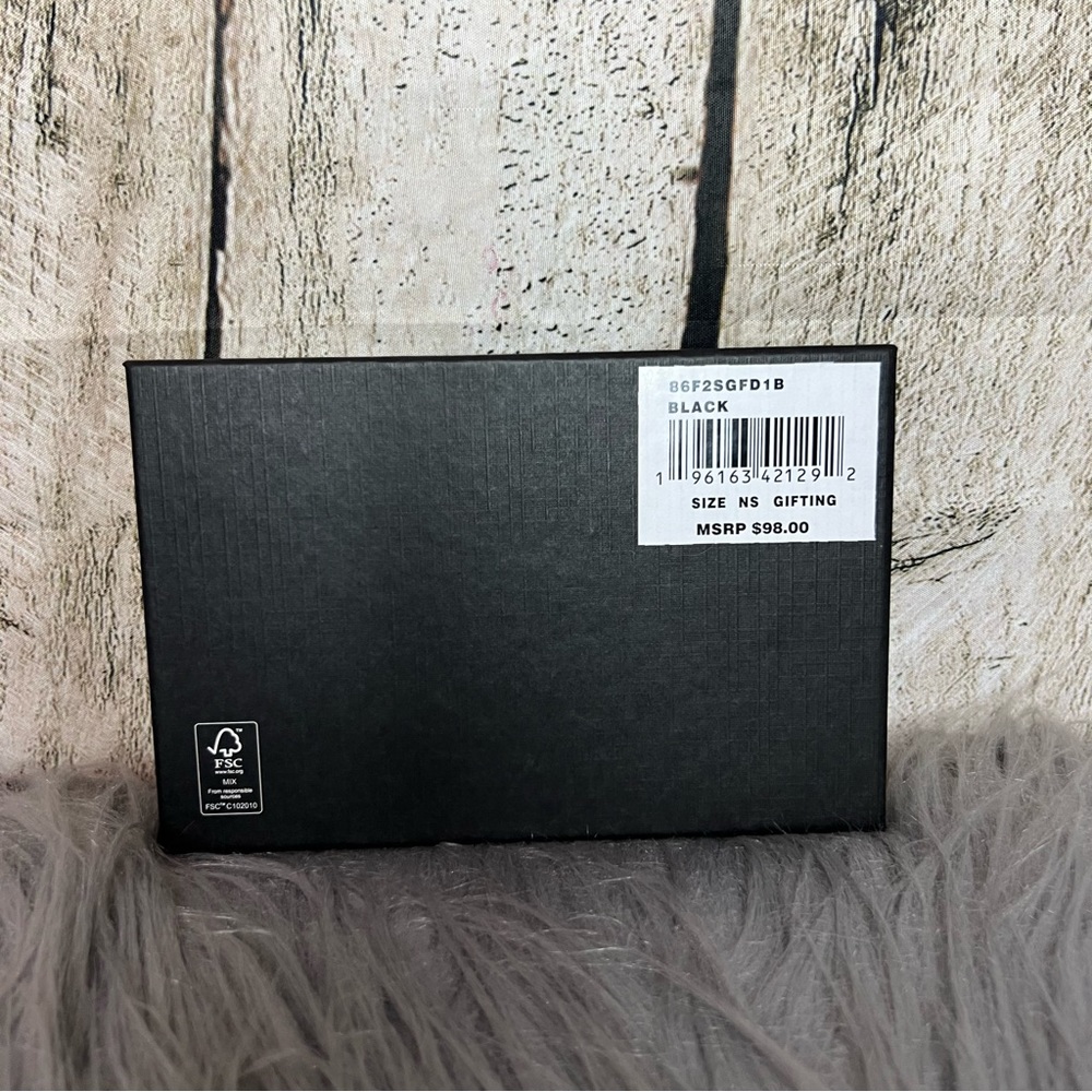 MICHAEL KORS - card holder & key wristlet - Picture 5 of 5